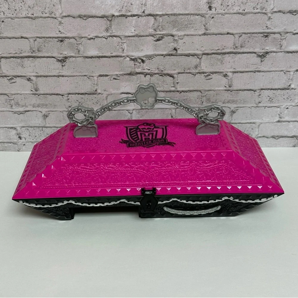 Monster High Create a Monster Design Lab Coffin Only 2011 Pink Black